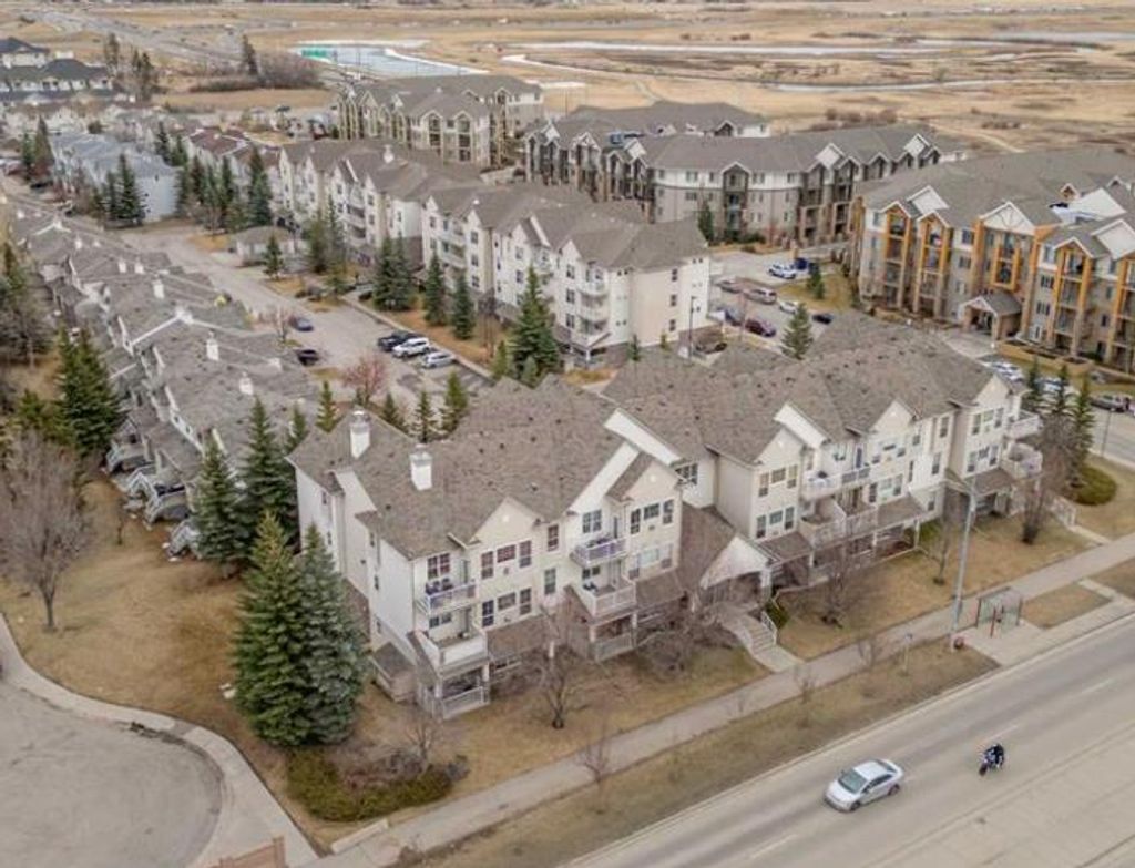 Photo of 1000 Applevillage Court SE #101, Calgary, AB T2A 7Z4 (MLS # A2293870)