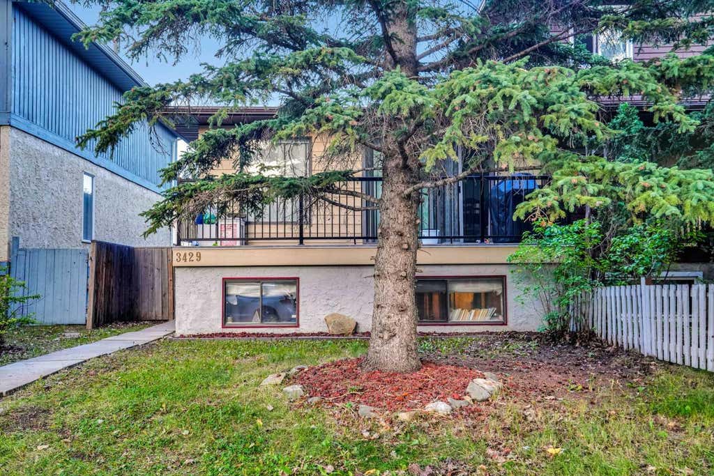 Photo of 3429 Cedarille Drive SW, Calgary, AB T2W 3J3 (MLS # A2339014)