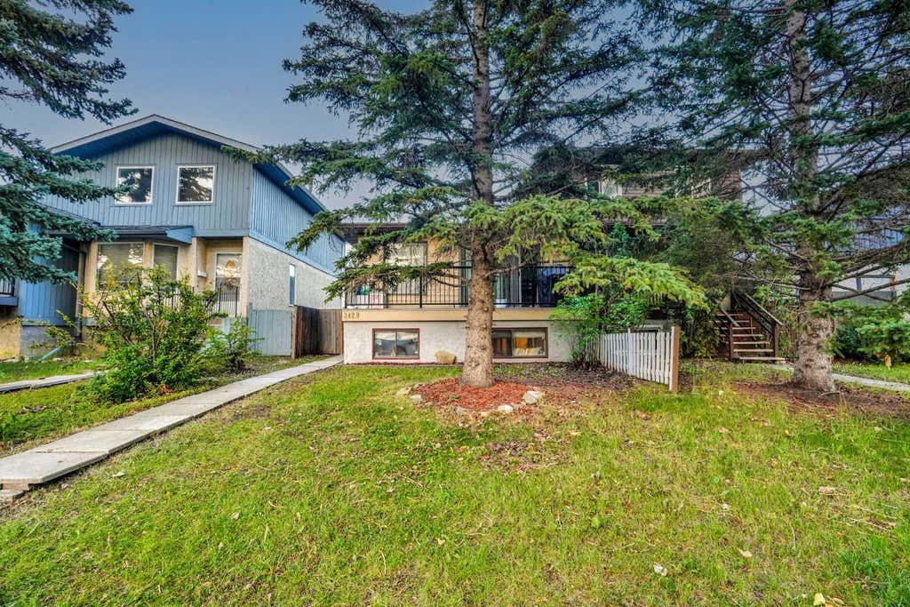 Photo of 3429 Cedarille Drive SW, Calgary, AB T2W 3J3 (MLS # A2339014)