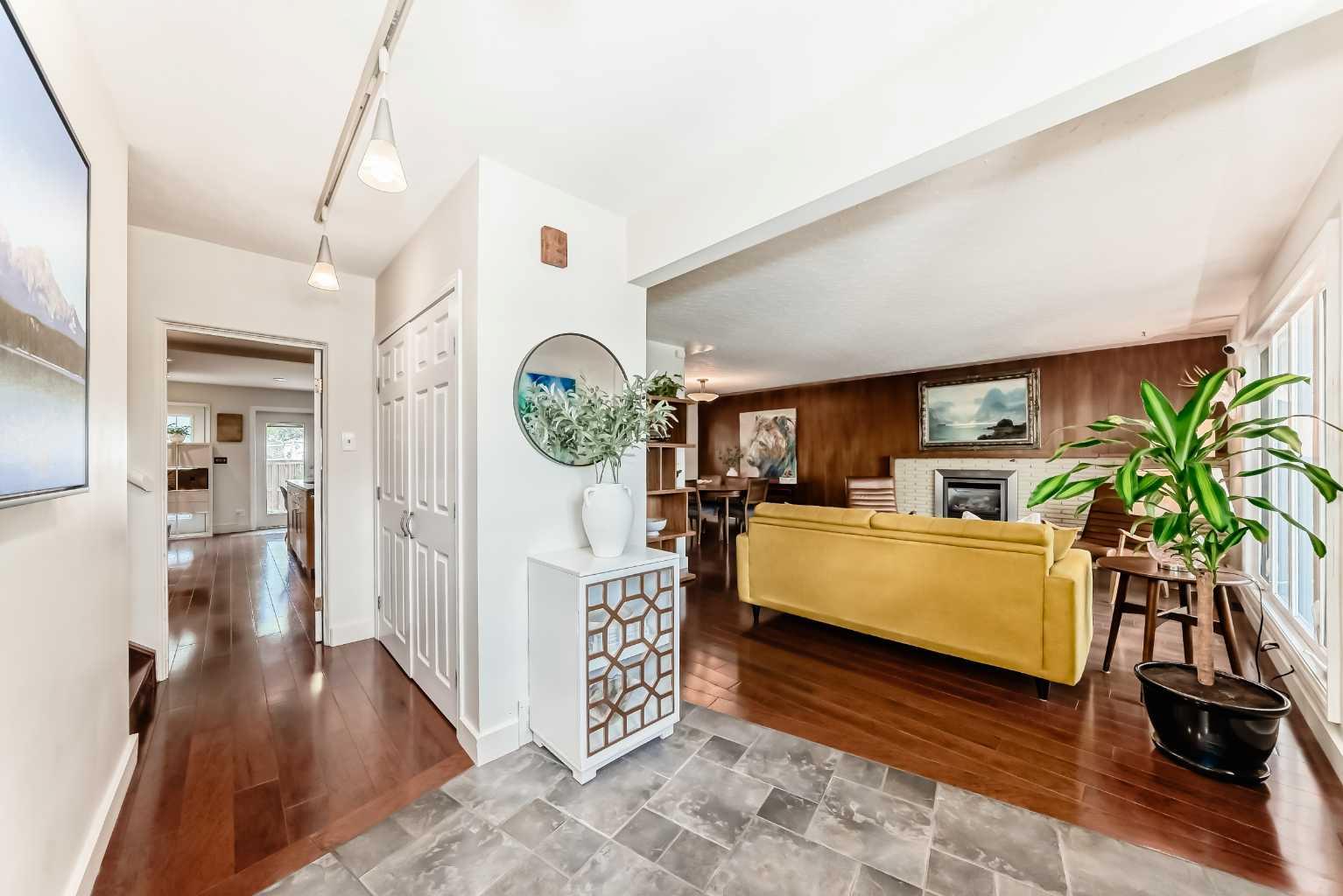 43 Westview Drive SW