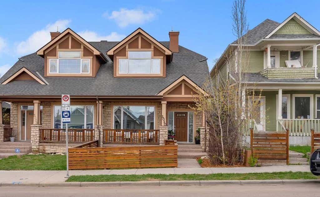 Photo of 1010 19 Avenue SE, Calgary, AB T2G 1M2 (MLS # A2340687)