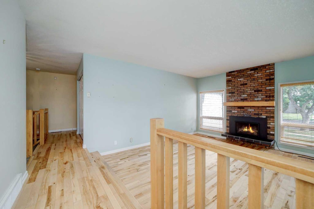 Photo of 94 Meadowlark Boulevard, Lethbridge, AB T1H 4J4 (MLS # A2338795)