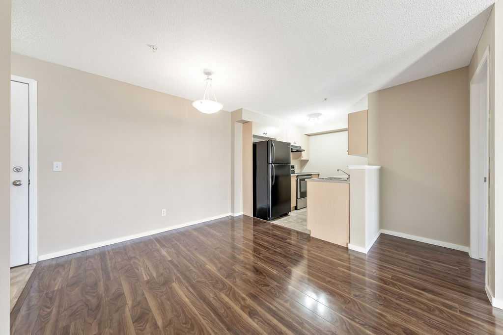 8 Bridlecrest Drive SW 1215