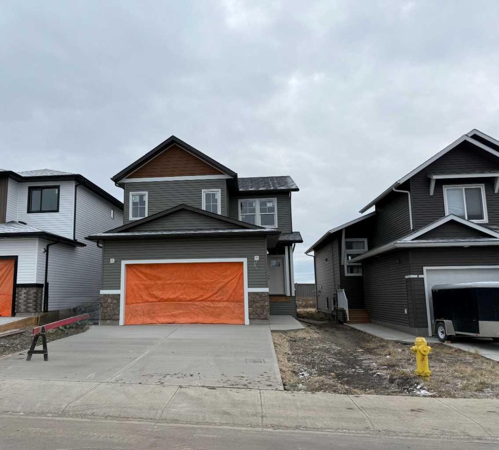 Photo of 10629 133 Avenue, Grande Prairie, AB T8X 0W5 (MLS # A2287600)