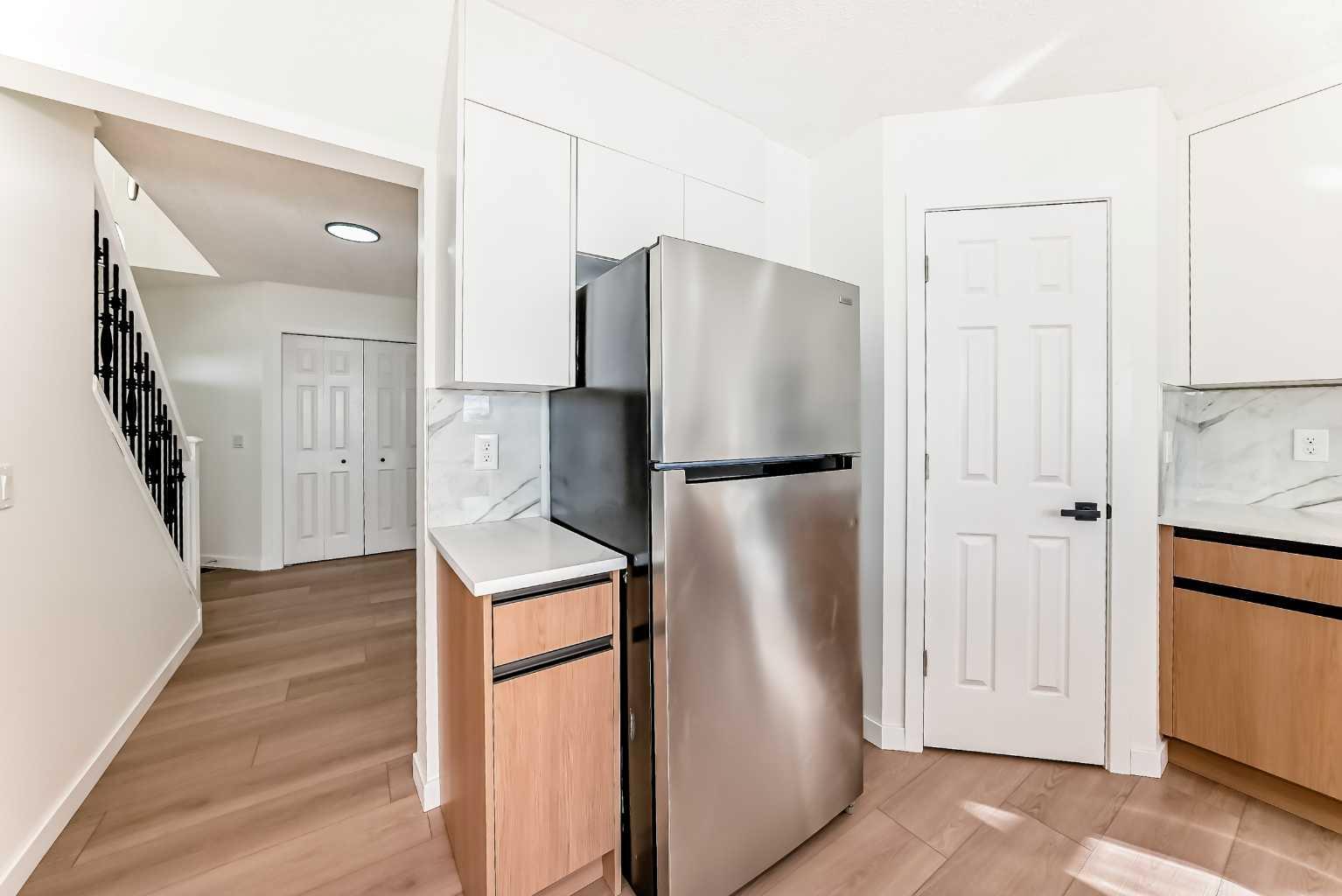 6 Arbour Stone Rise NW