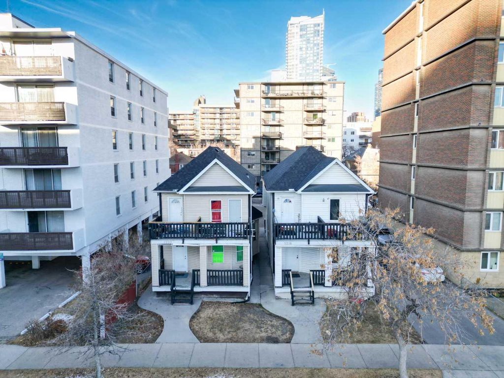 Photo of 1218 14 Avenue SW, Calgary, AB T3C 0V9 (MLS # A2299011)