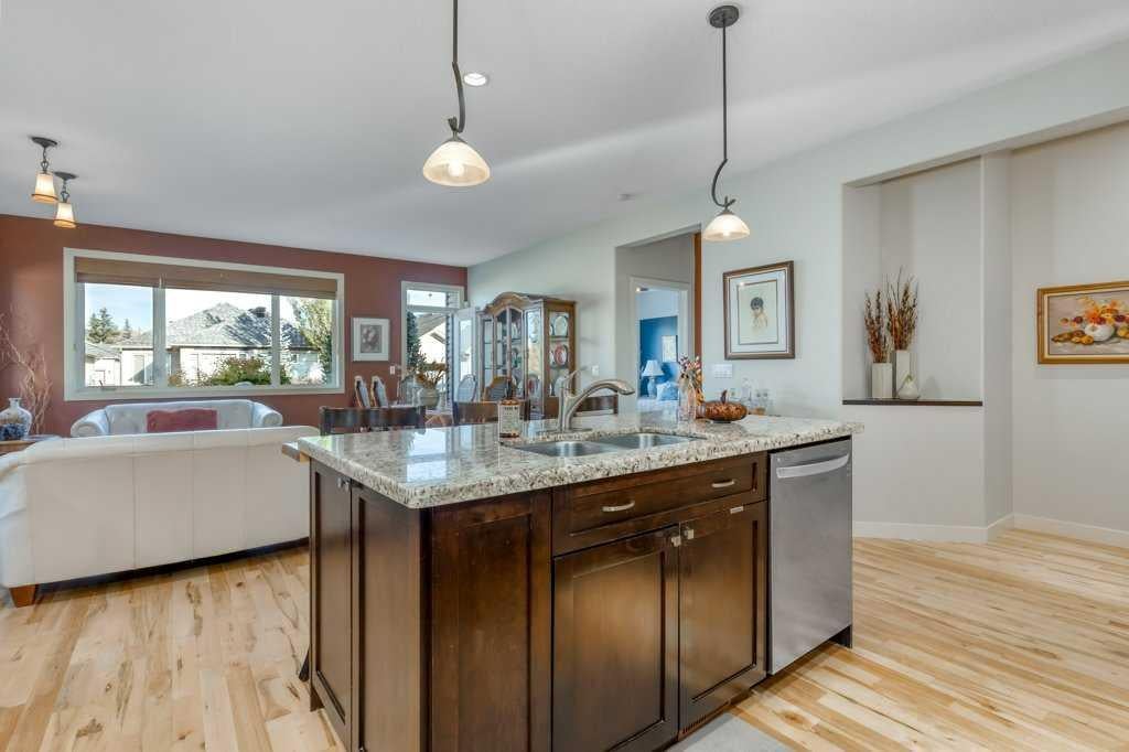 312 Crawford Close