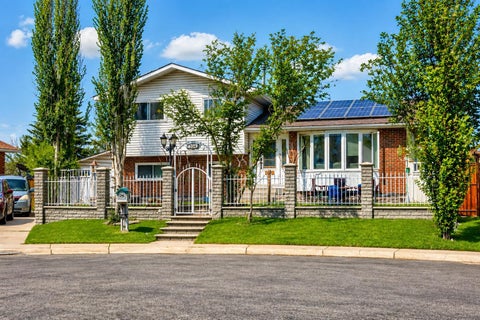 Photo of 204 Whiteview Close NE, Calgary, AB T1Y 1R3 (MLS # A2336983)