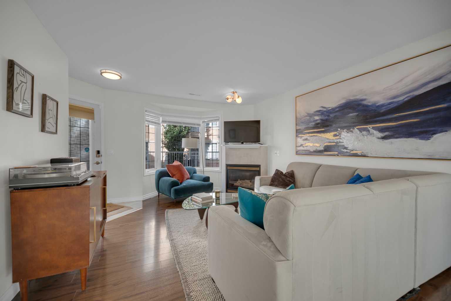 2208 29 Street SW 2