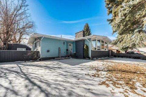 Photo of 8043 Elbow Drive SW, Calgary, AB T2V 1K5 (MLS # A2291798)