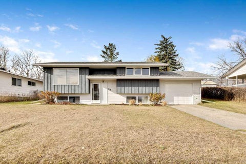 Photo of 713 Prospect Avenue, Acme, AB T0M 0A0 (MLS # A2354577)