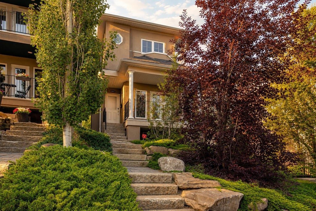 Photo of 3611 Parkhill Street SW, Calgary, AB T2T 1T7 (MLS # A2342435)