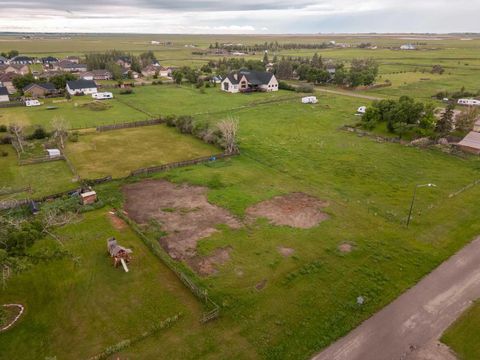 Photo of 225 5th Avenue, Stirling, AB T0K 2E0 (MLS # A2322782)