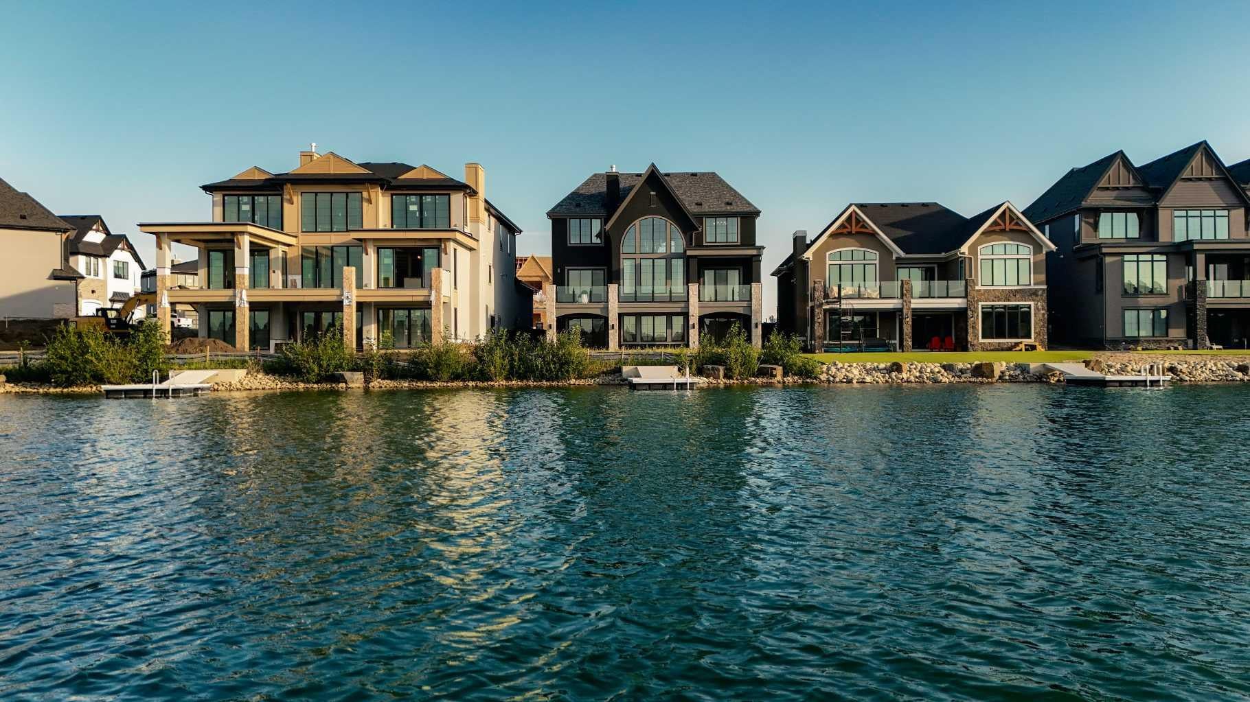 62 Marina Island SE