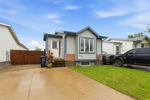 Photo of 197 Black Bear Crescent, Fort McMurray, AB T9K 2J5 (MLS # A2319617)