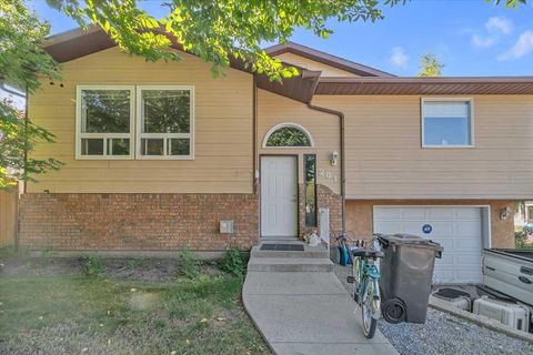 201 4 Avenue SE High River AB T1V 1G8