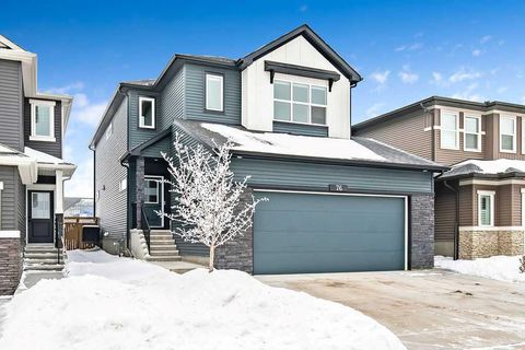 76 Larkspur Bend Okotoks AB T1S 4E6