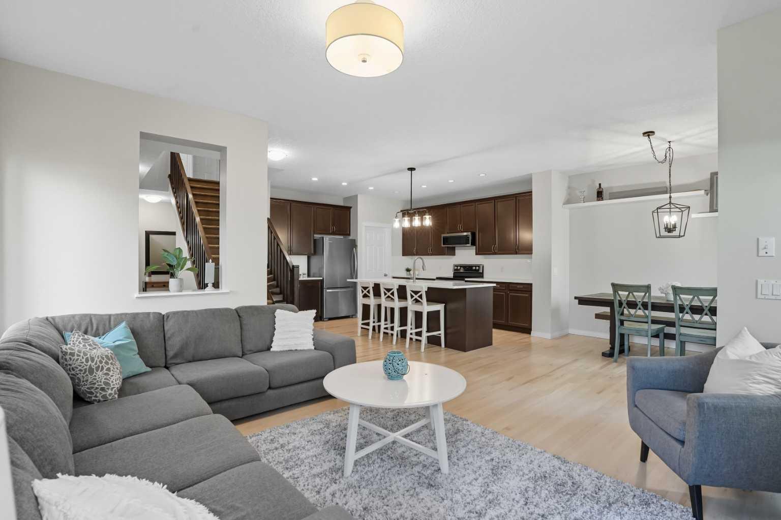 237 Kincora Glen Rise NW