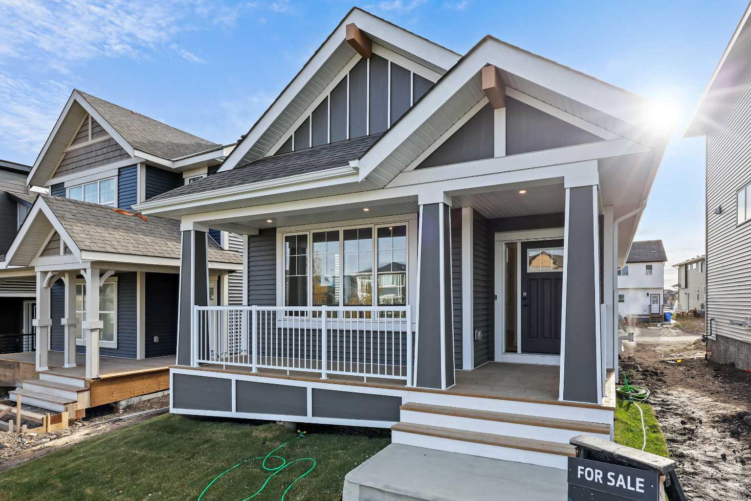 116 Mitchell Walk NW