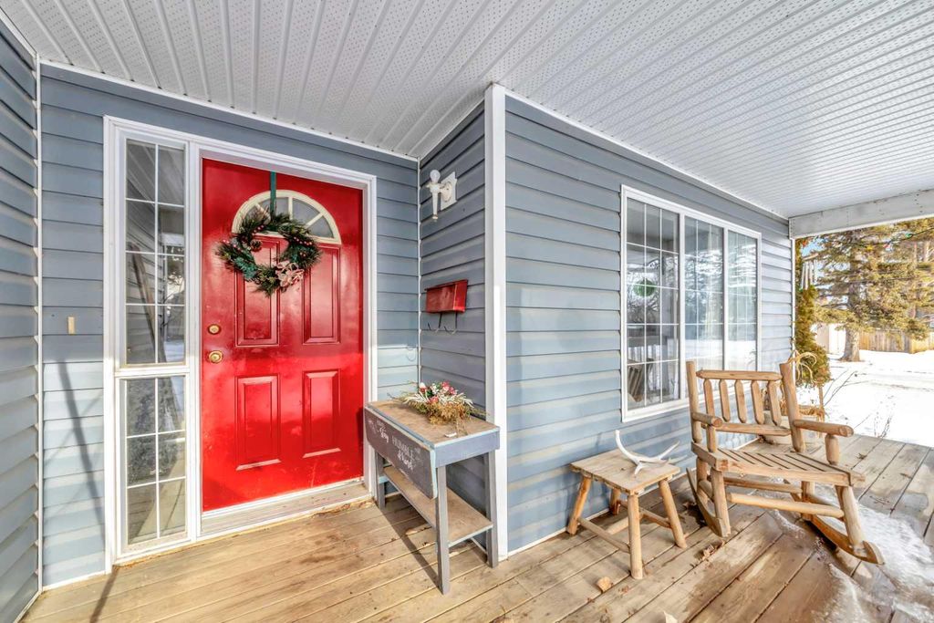 Photo of 220 1 Avenue E, Maidstone, SK S0M 1M0 (MLS # A2289430)