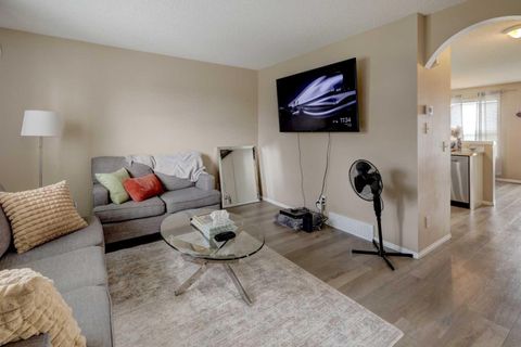 Photo of 22 Tarington Landing NE, Calgary, AB T3J 4T8 (MLS # A2295516)