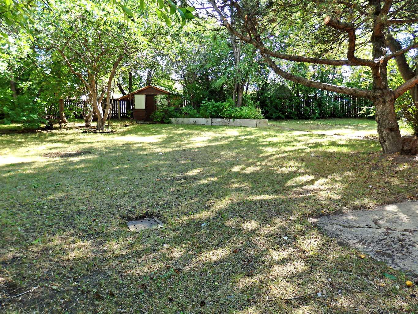 4324 Airport Crescent