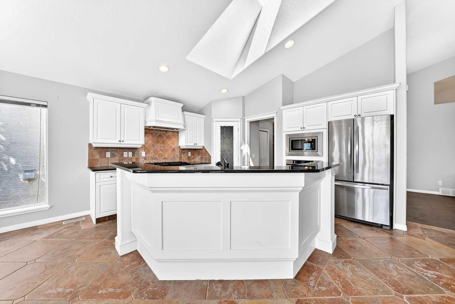 35 Arbour Vista Way NW