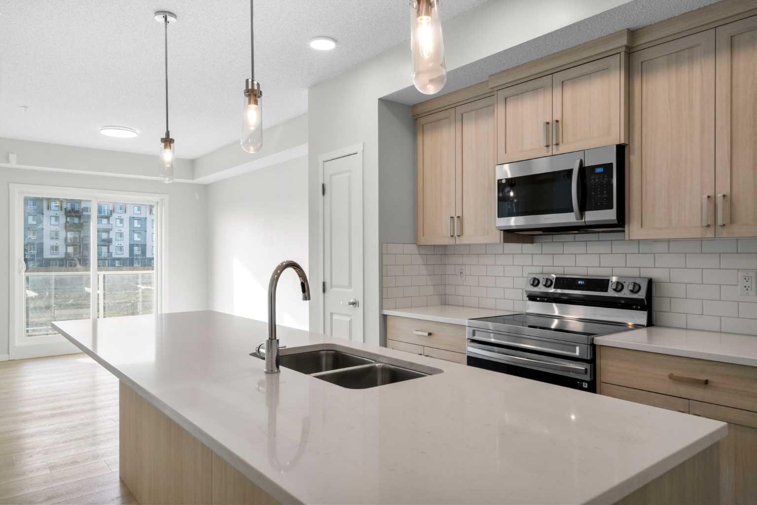 550 Belmont Street SW 4210