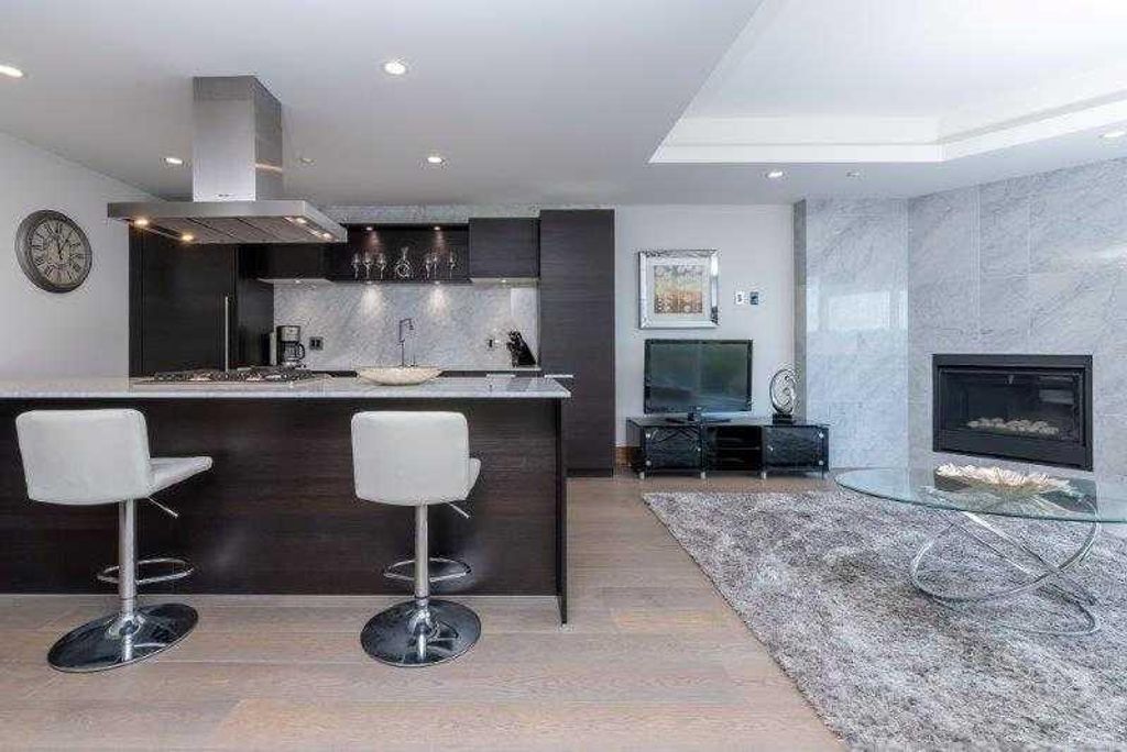 Photo of 738 1 Avenue SW #807, Calgary, AB T2P 5G8 (MLS # A2286974)