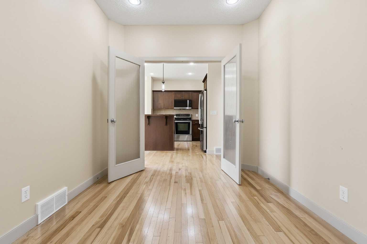 47 Evanspark Circle