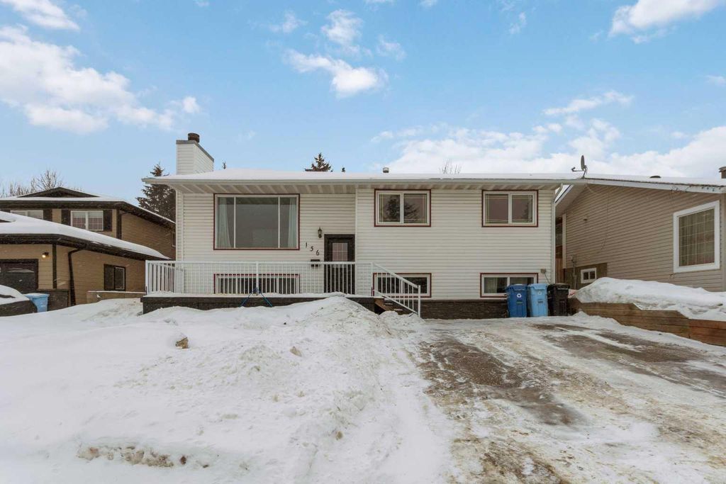 Photo of 136 Piven Place, Fort McMurray, AB T9H 4M4 (MLS # A2287233)