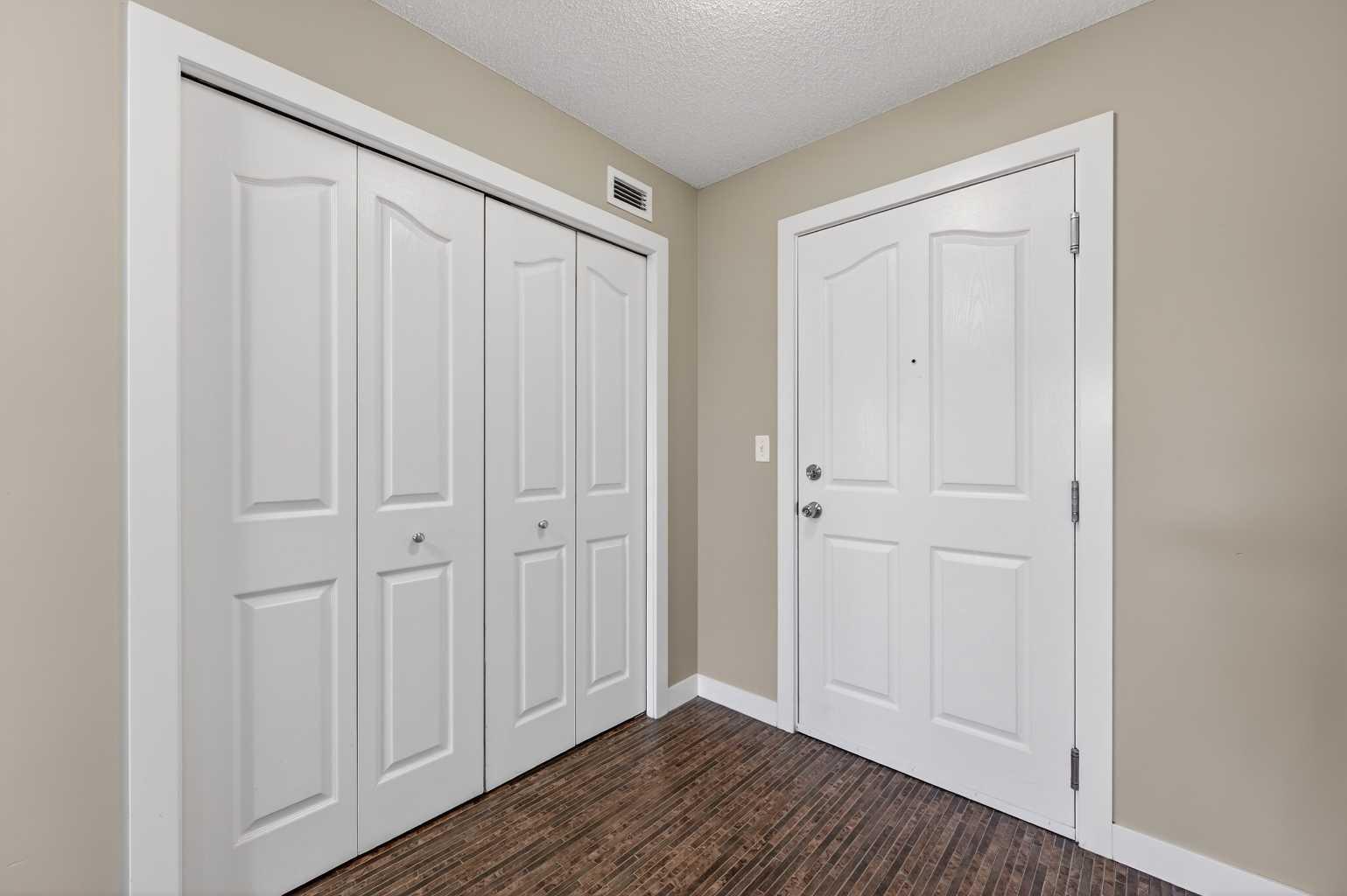 355 Taralake Way NE 207