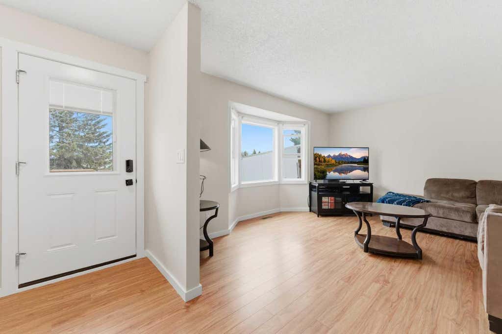 Photo of 616 1 Street NE, Sundre, AB T0M 1X0 (MLS # A2321861)