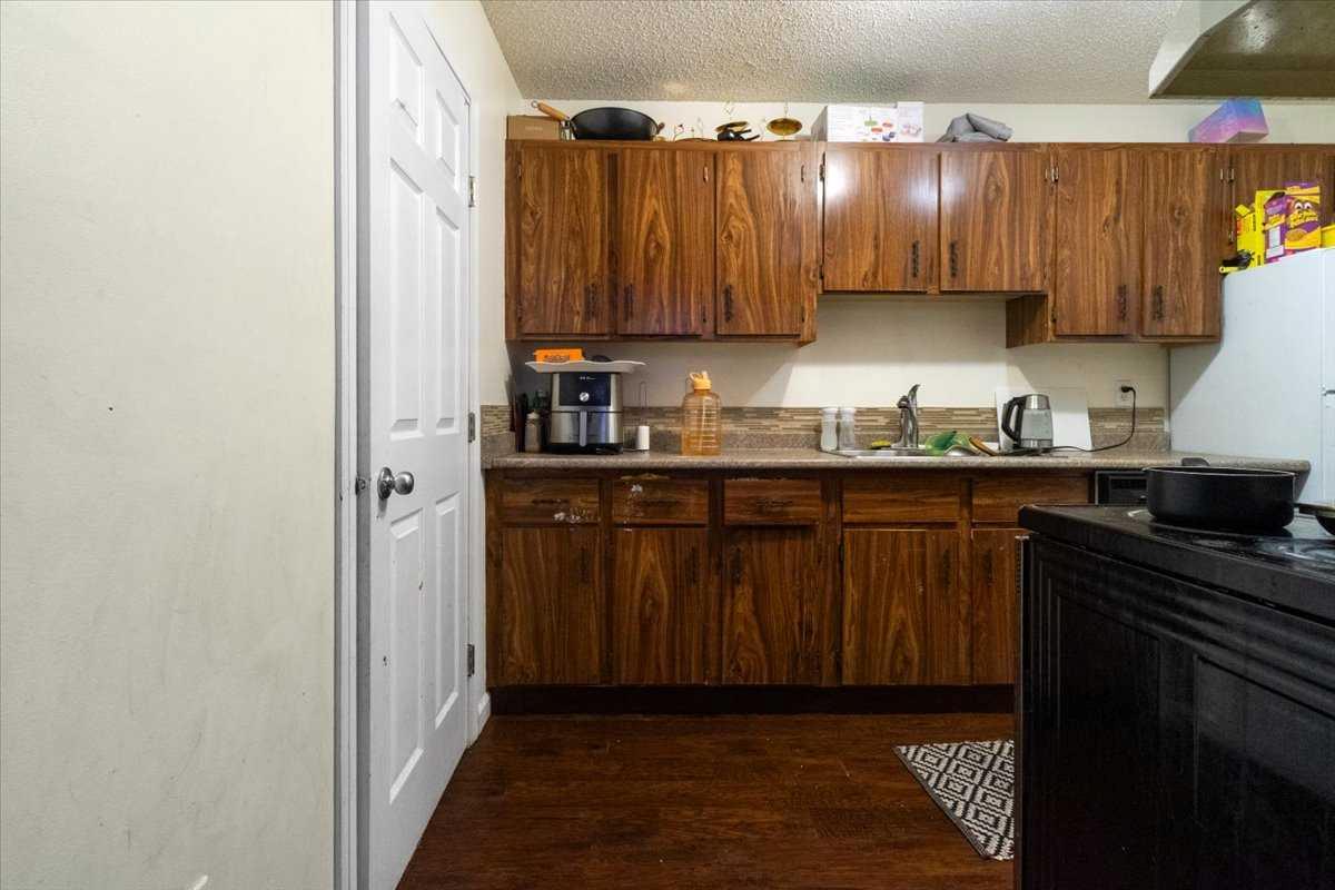 7201 Poplar Drive 3114