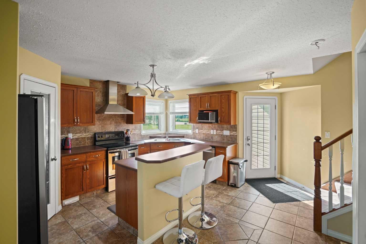 2502 Valleyview Drive