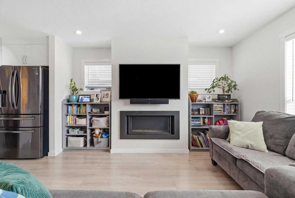 Photo of 479 Cranbrook Square SE, Calgary, AB T3M 3E3 (MLS # A2298626)