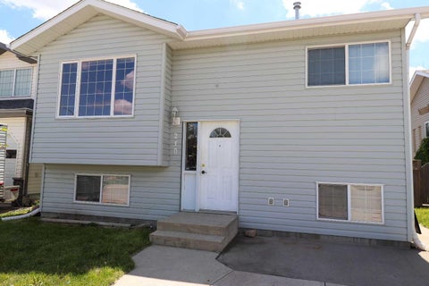Photo of 210 Chilcotin Road W, Lethbridge, AB T1K 7N1 (MLS # A2322931)