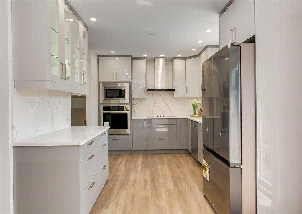 4216 brisebois Drive NW