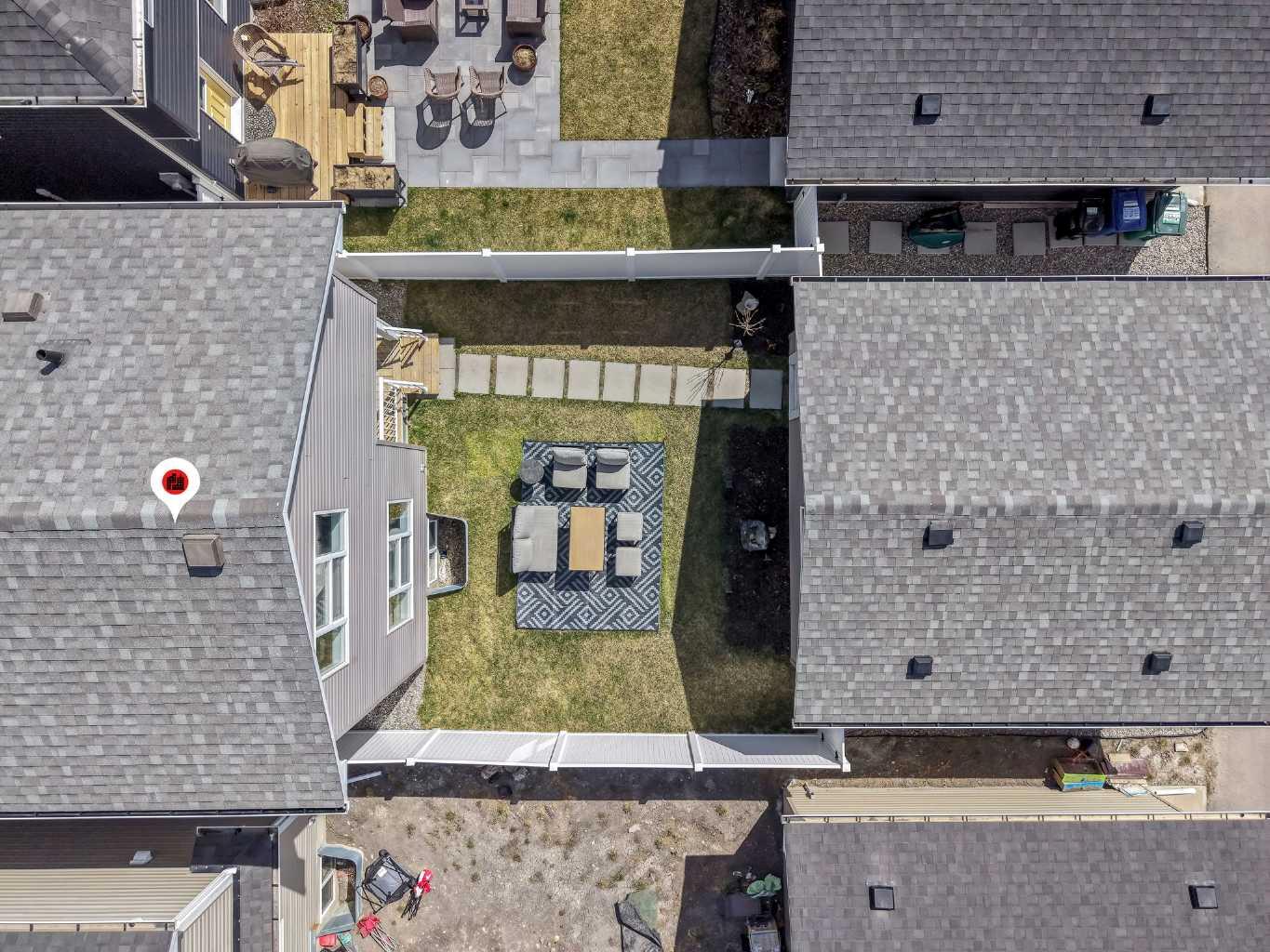 1105 Bayview Gardens SW