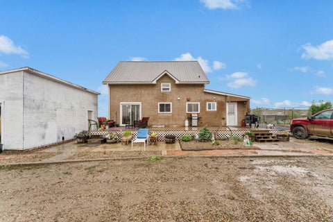 Photo of 115058 Range 94 Road N, Bow Island, AB T0K 0G0 (MLS # A2336968)