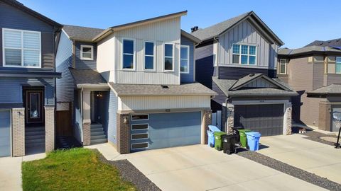 Photo of 672 Walgrove Boulevard SE, Calgary, AB T2X 4T1 (MLS # A2307255)