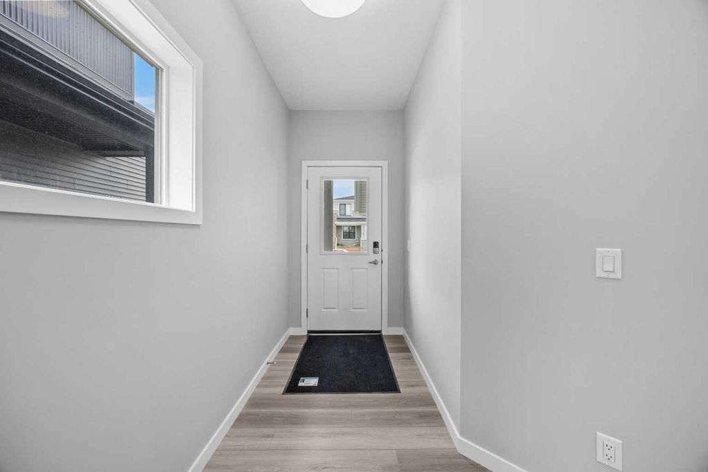 Photo of 74 Lucas Place NW, Calgary, AB T3P 2E5 (MLS # A2314543)