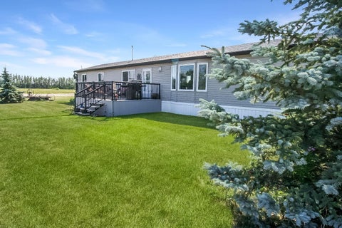 Photo of 327 3 Street, Hays, AB T0K 1B0 (MLS # A2329687)