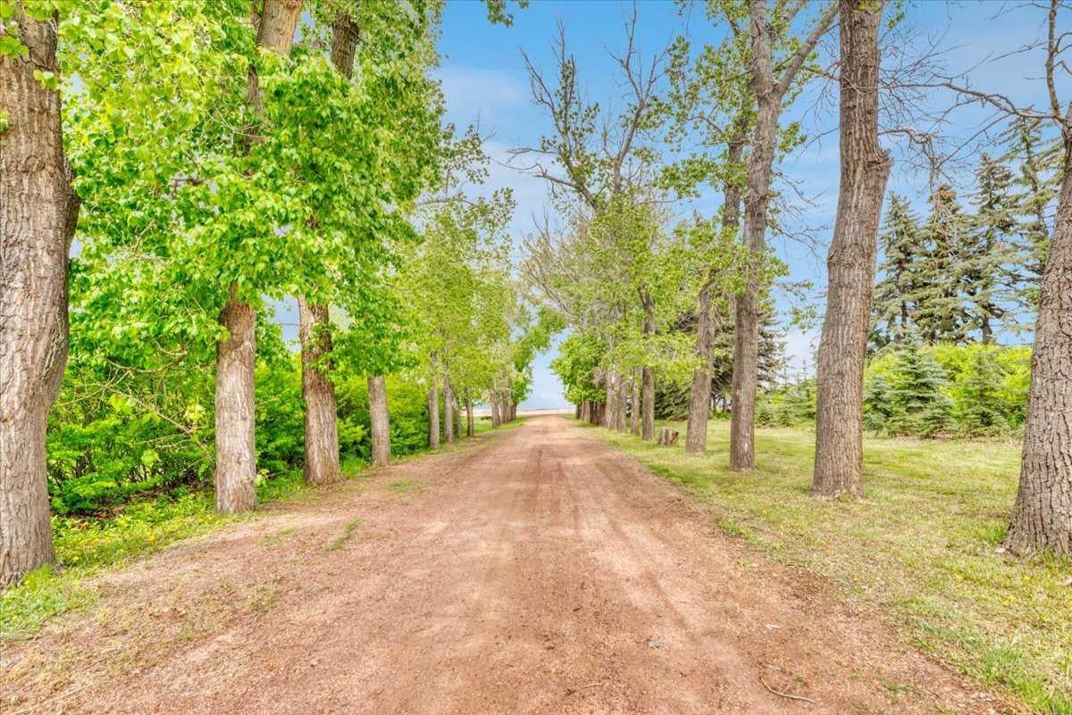 204069 Township Road 262