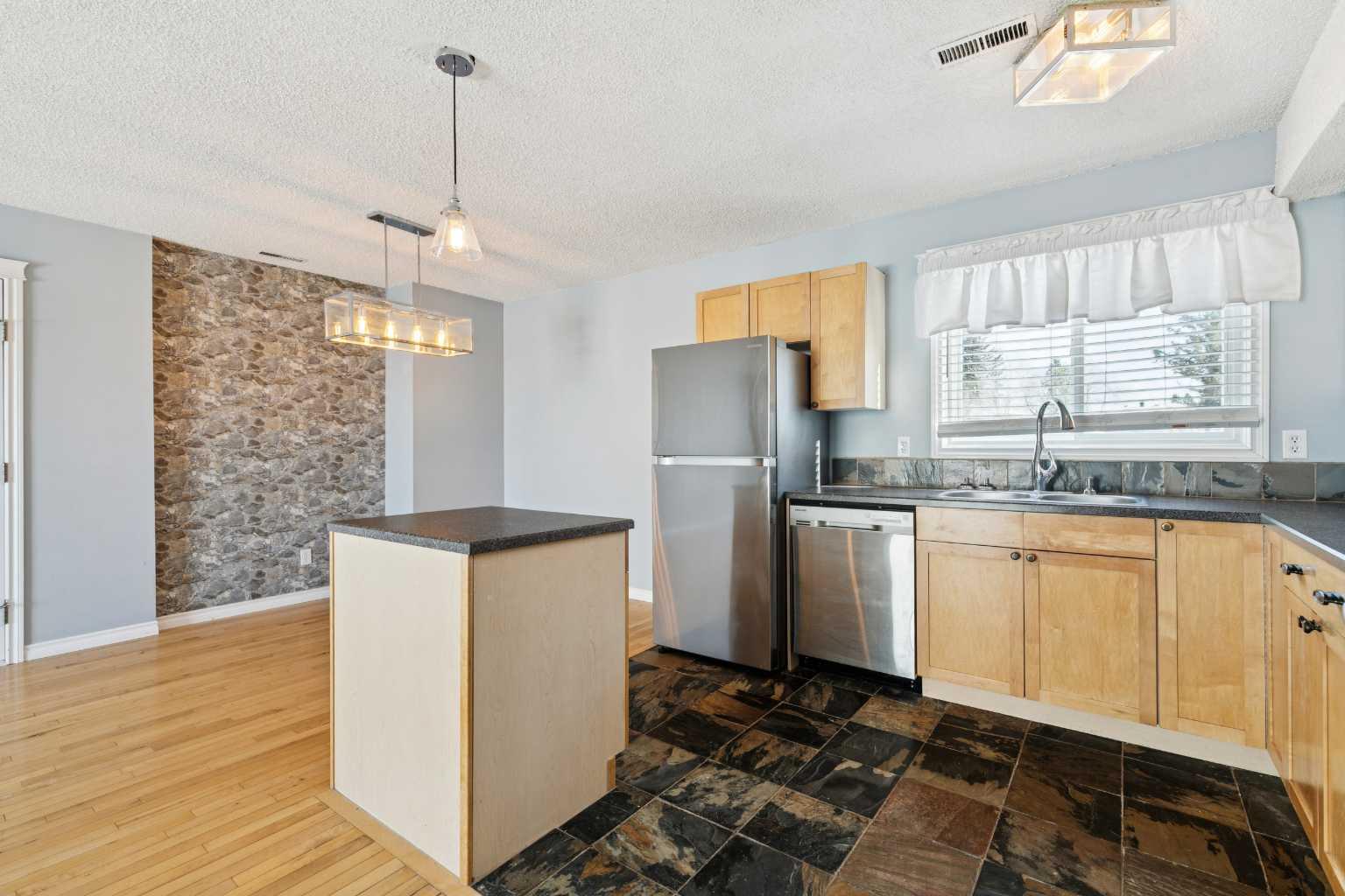 1540 29 Street NW 1104