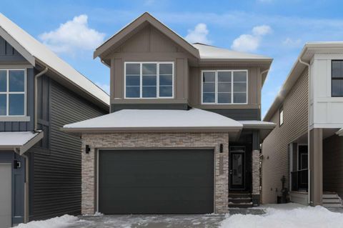 1321 South Point Parade SW Airdrie AB T4B 0Y7