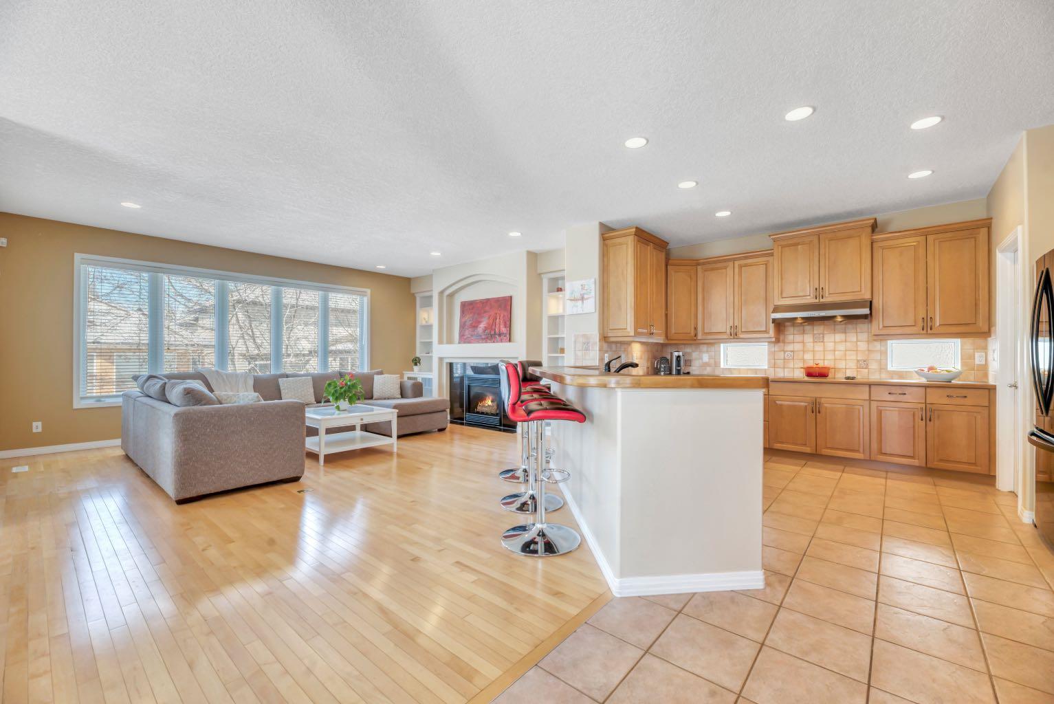 56 Evergreen Crescent SW