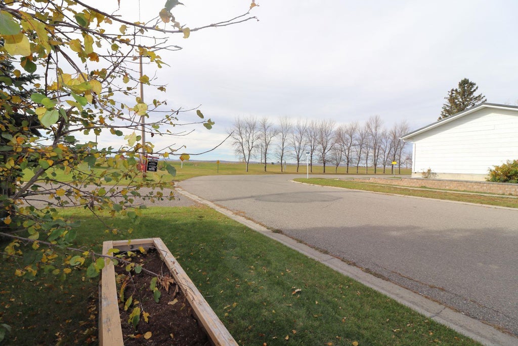 Photo of 5051 48 Avenue, Stavely, AB T0L 1Z0 (MLS # A2352625)