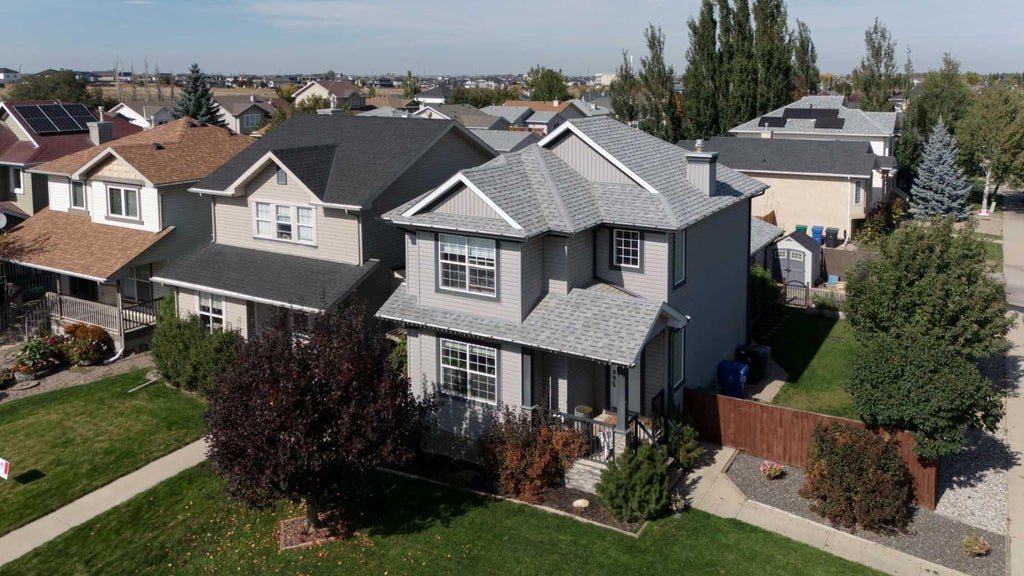Photo of 53 Peigan Court W, Lethbridge, AB T1K 7K6 (MLS # A2348013)