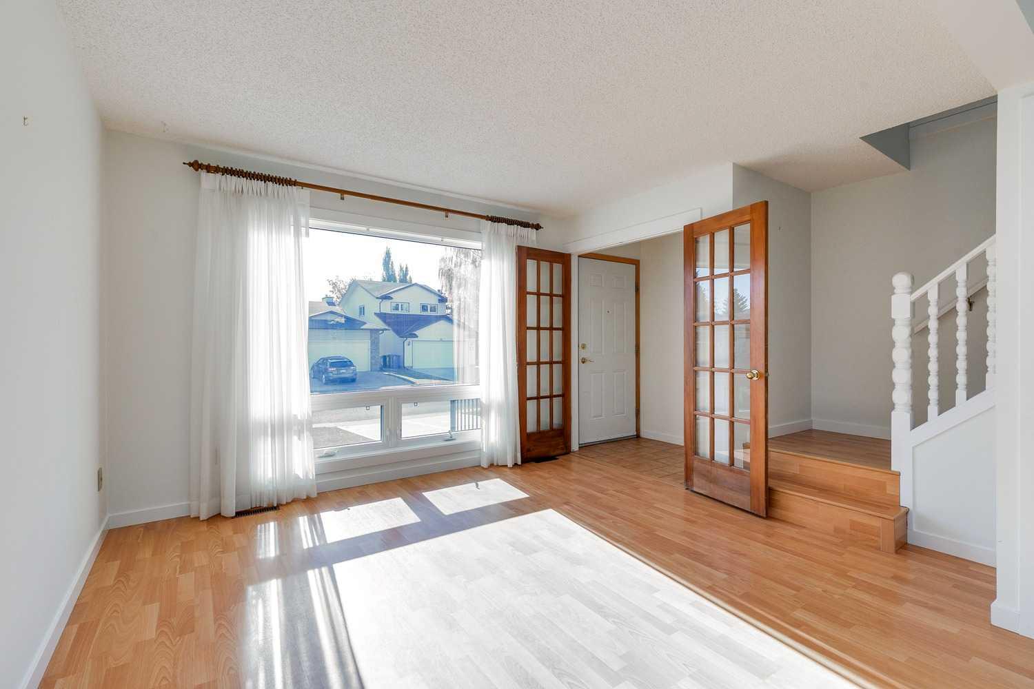 76 Woodstock Road SW